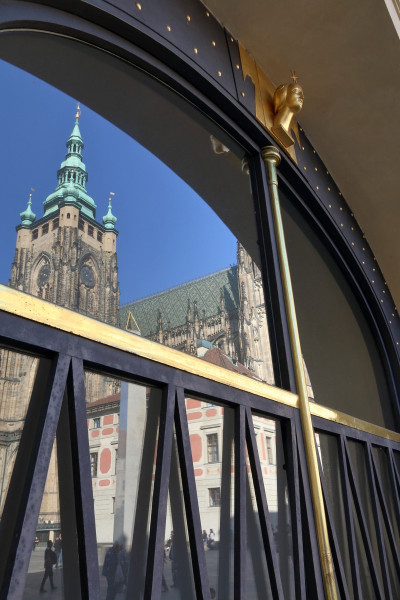 La cathédrale Saint- Guy en reflet